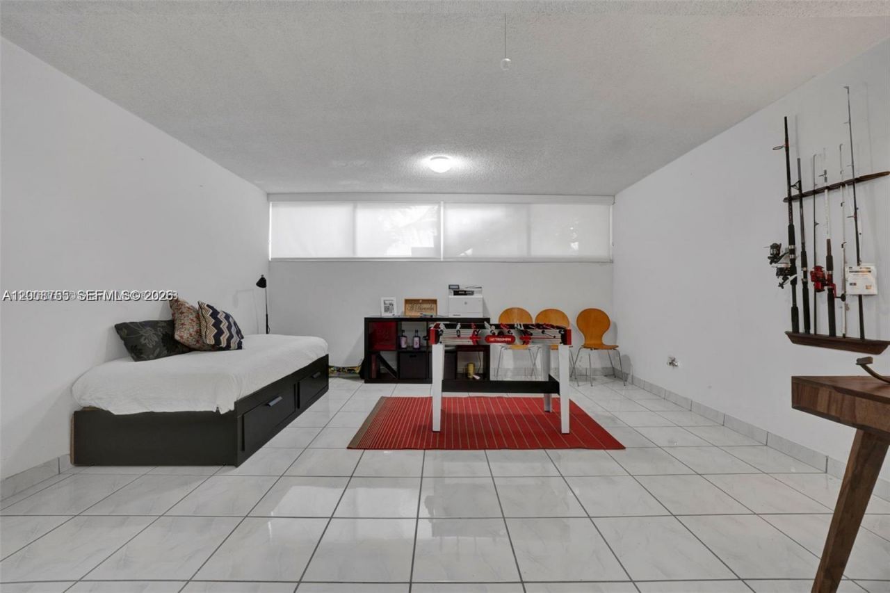 6821 Brookline Dr , Unit 6821, Hialeah, FL 33015 Photo