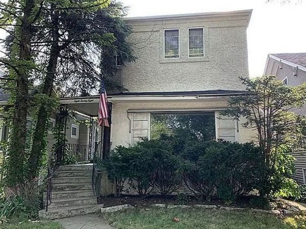 828 N Ridgeland Avenue , Oak Park, IL 60302