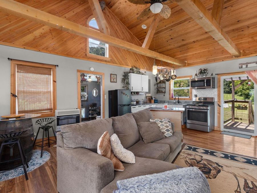 Property Image 9