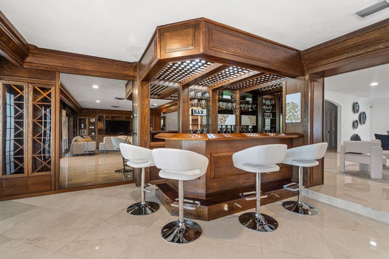 57 Cayuga Road, Sea Ranch Lakes, FL 33308 Photo