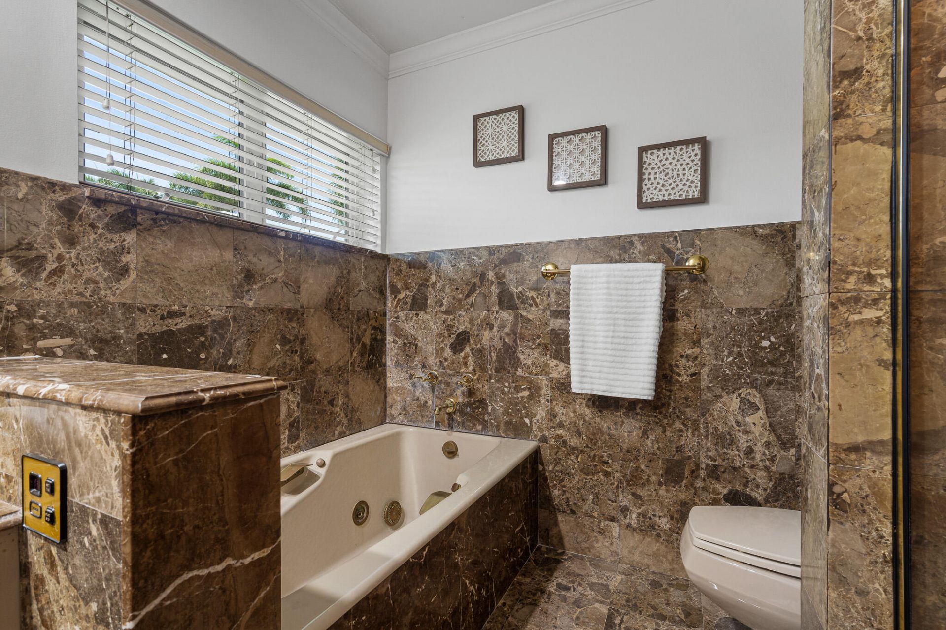 57 Cayuga Road, Sea Ranch Lakes, FL 33308 Photo