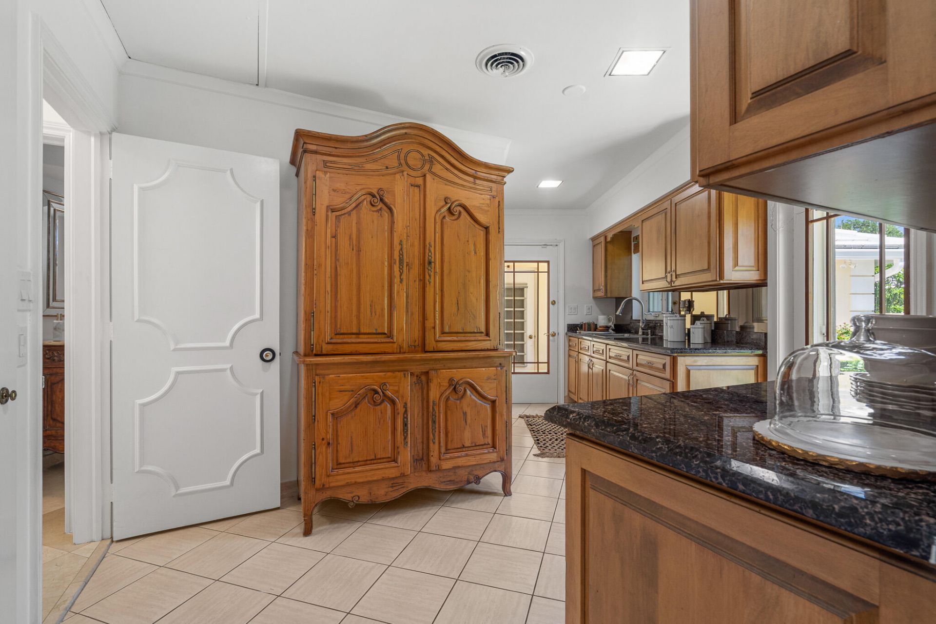 57 Cayuga Road, Sea Ranch Lakes, FL 33308 Photo