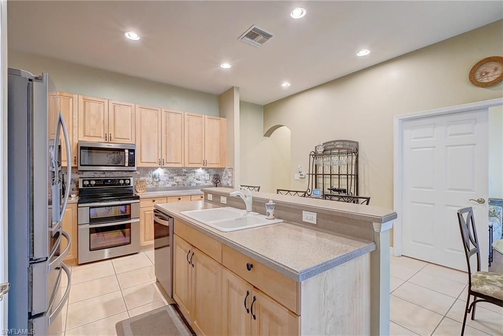 13921 Bently Cir, Fort Myers, FL 33912 Photo