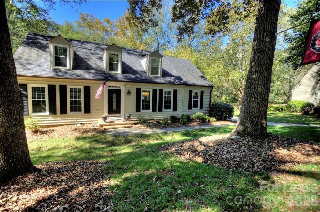 3806 Bridgewood Lane, Charlotte, NC 28226 Main Photo