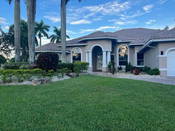2534 Poinciana Dr , Weston, FL 33327