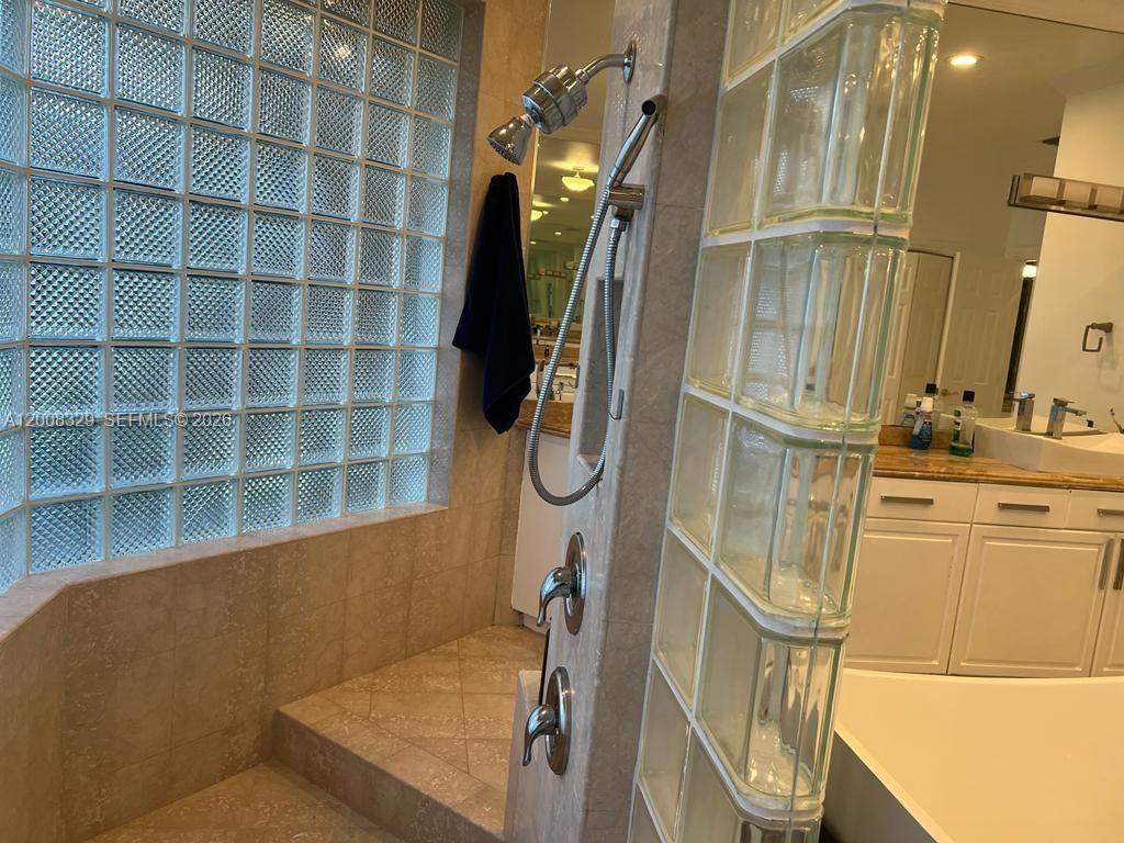 2534 Poinciana Dr , Weston, FL 33327 Photo