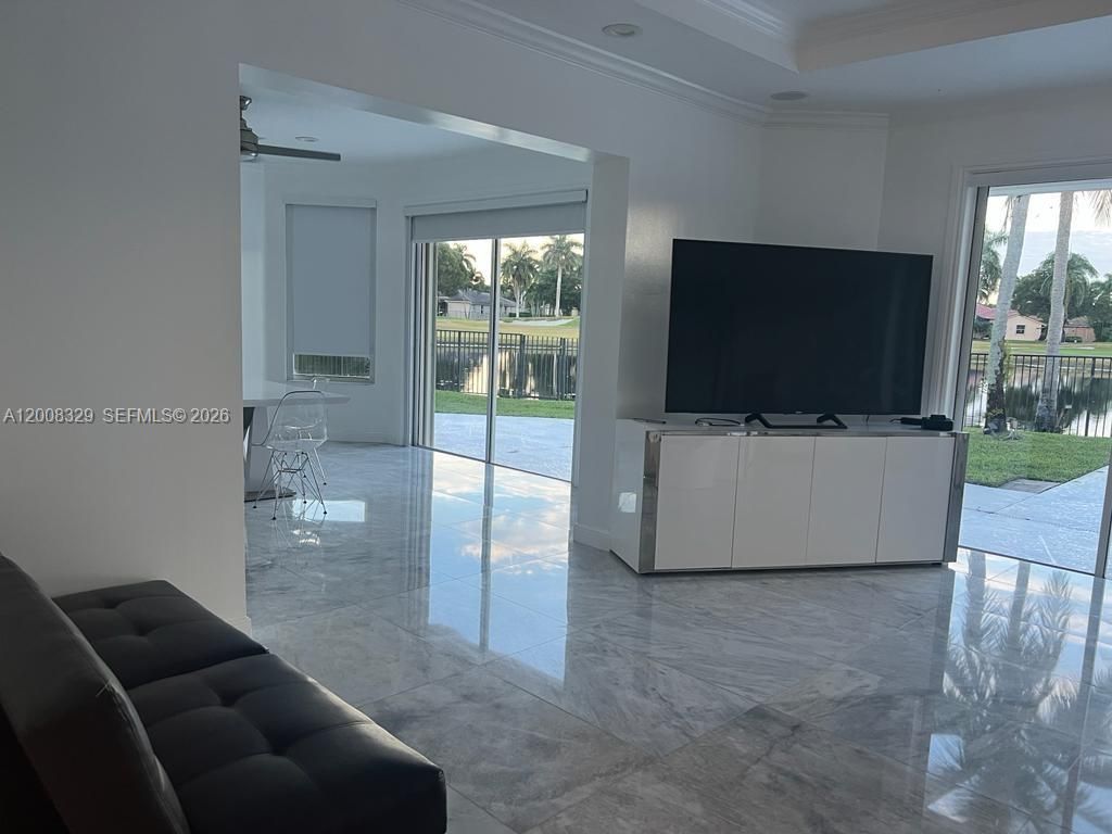 2534 Poinciana Dr , Weston, FL 33327 Photo