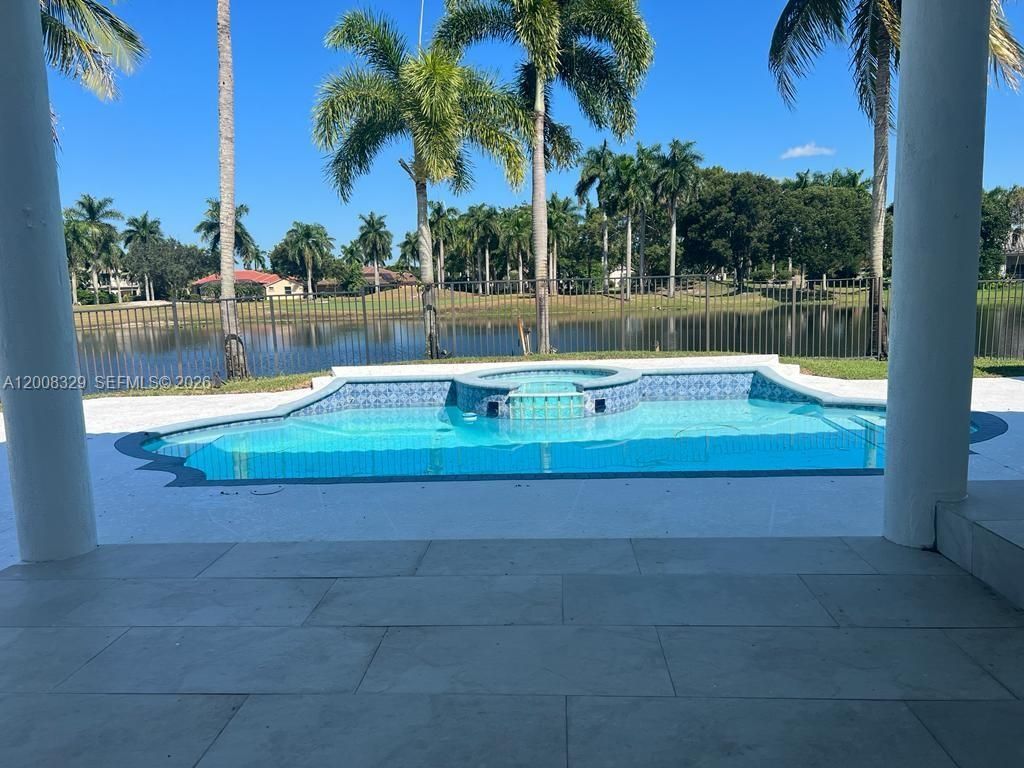 2534 Poinciana Dr , Weston, FL 33327 Photo