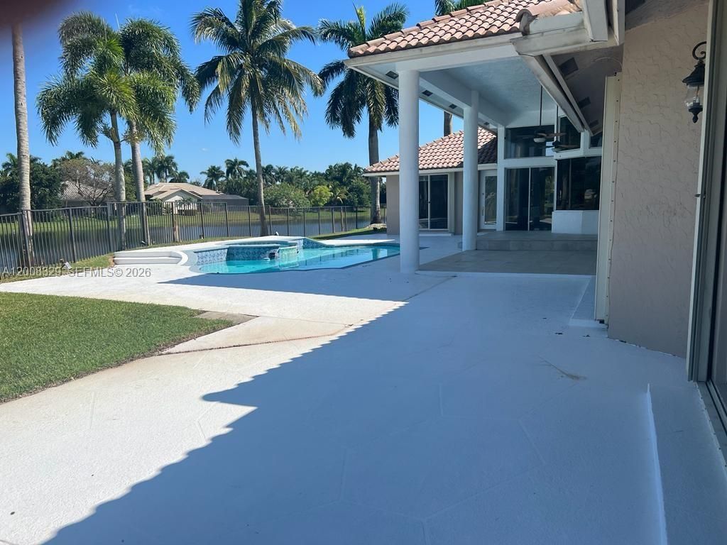 2534 Poinciana Dr , Weston, FL 33327 Photo