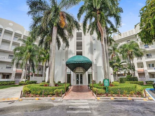 10750 NW 66th St , Unit 203, Doral, FL 33178