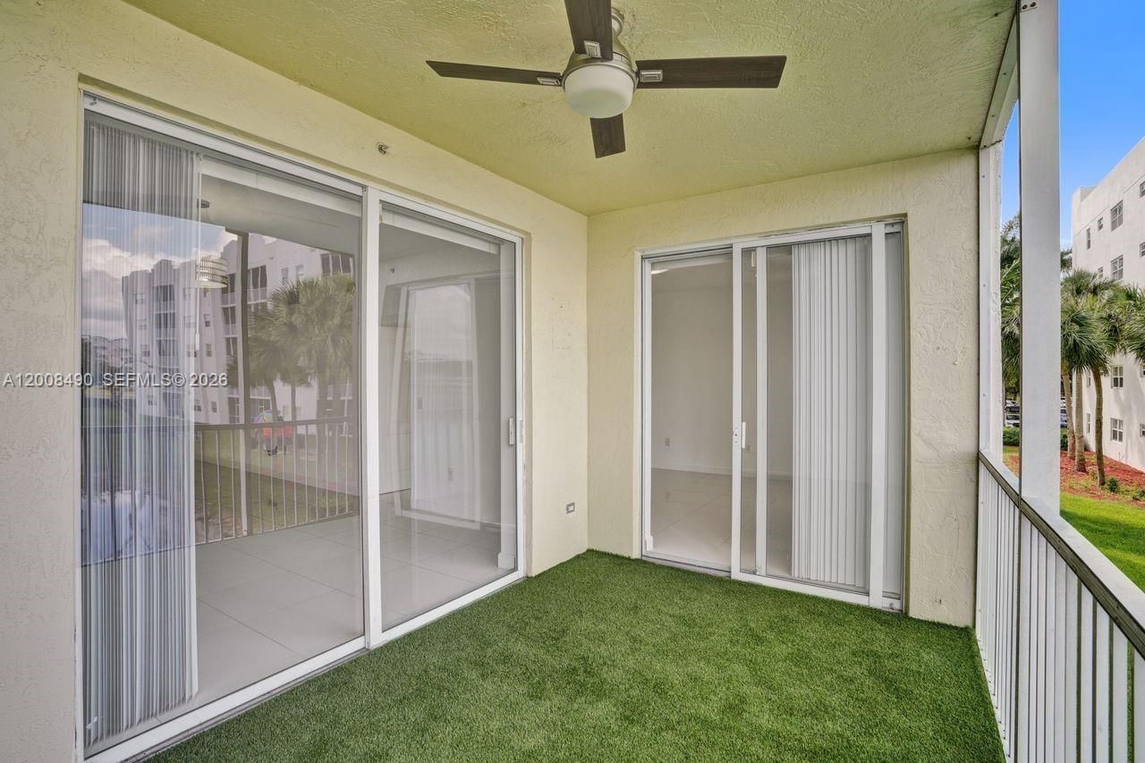 10750 NW 66th St , Unit 203, Doral, FL 33178 Photo