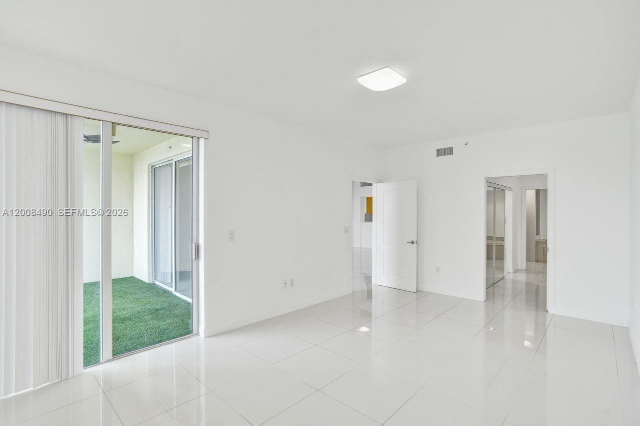 10750 NW 66th St , Unit 203, Doral, FL 33178 Photo