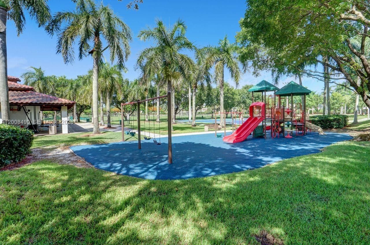 10750 NW 66th St , Unit 203, Doral, FL 33178 Photo