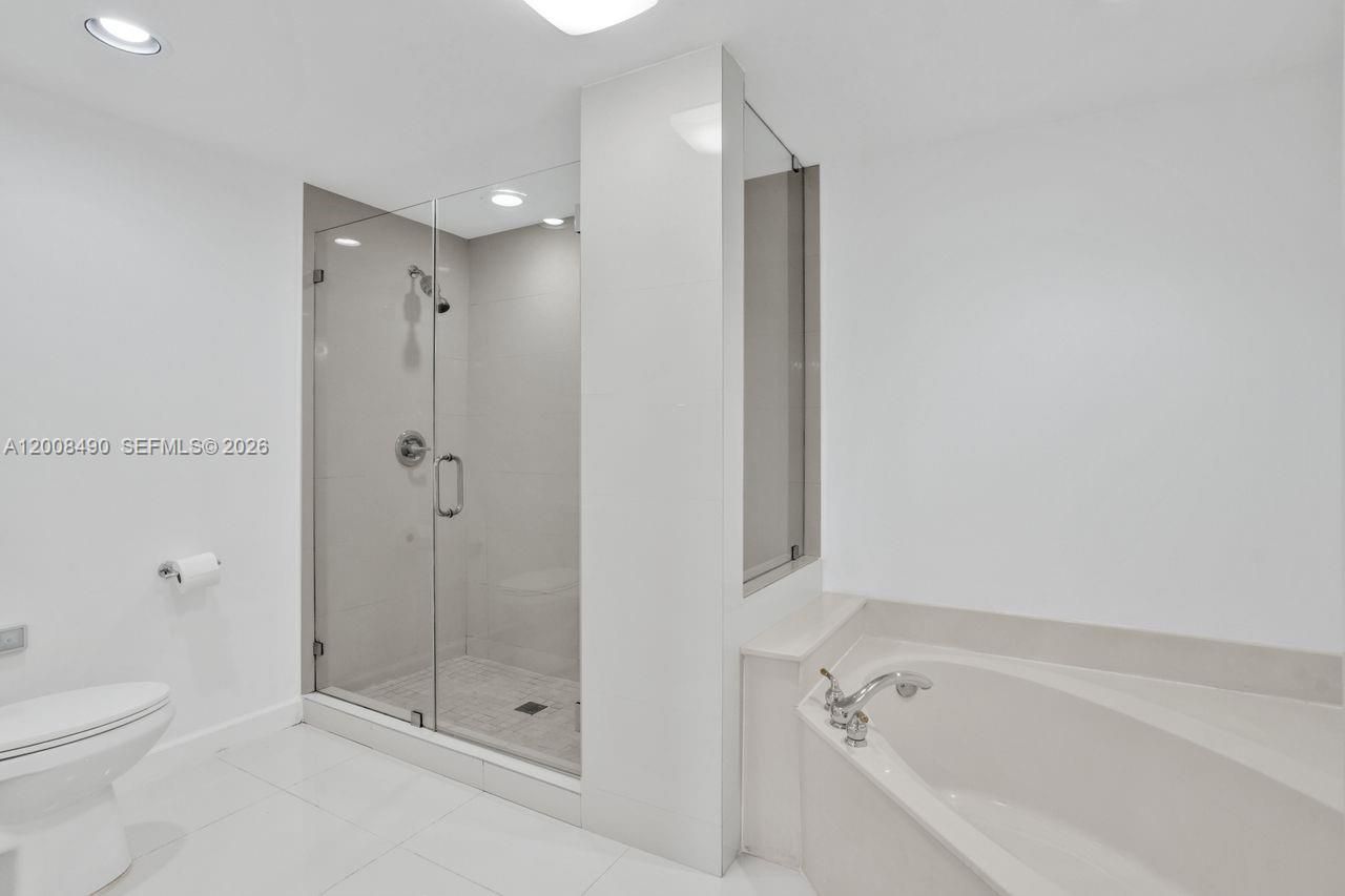 10750 NW 66th St , Unit 203, Doral, FL 33178 Photo