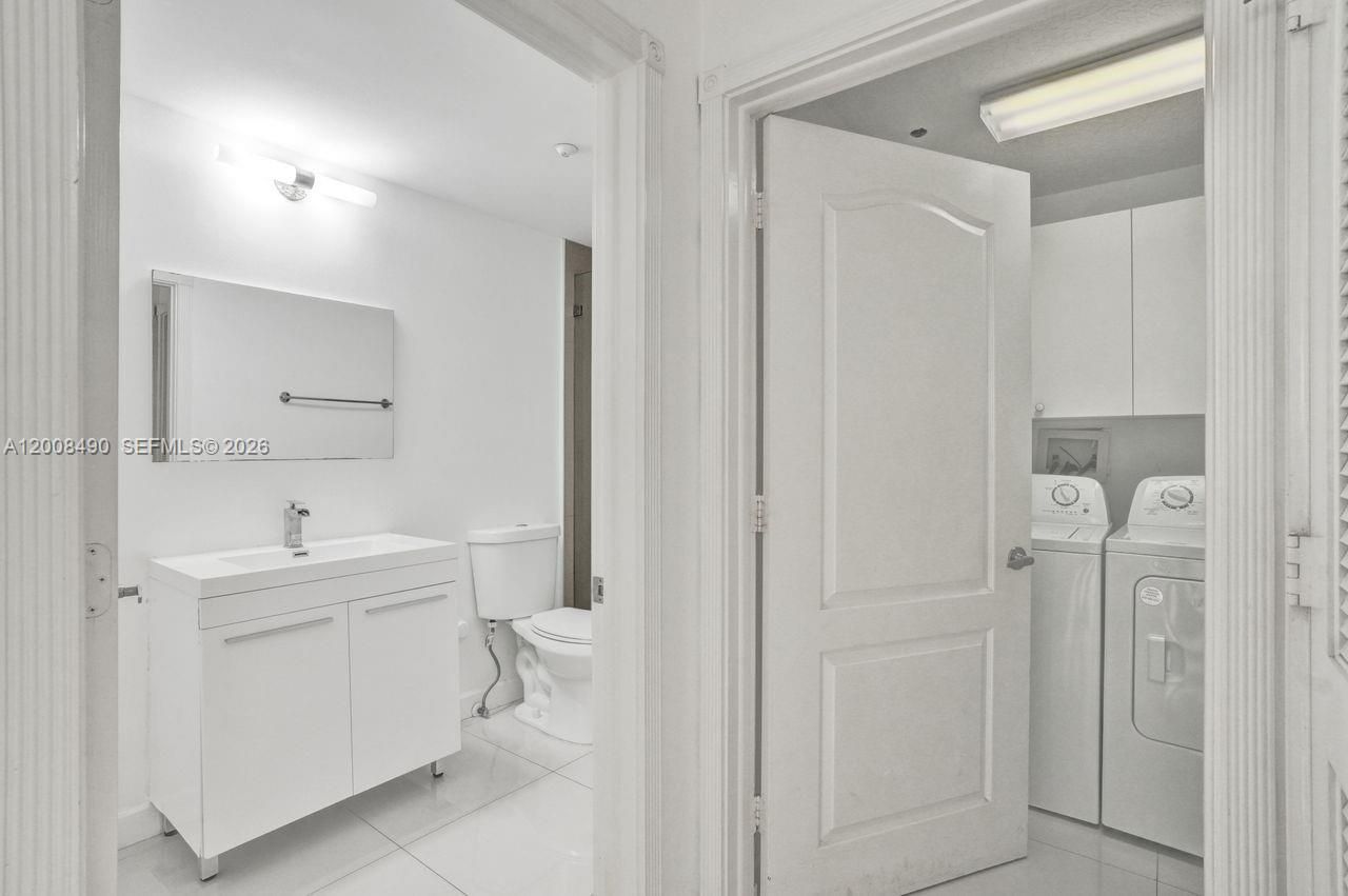 10750 NW 66th St , Unit 203, Doral, FL 33178 Photo