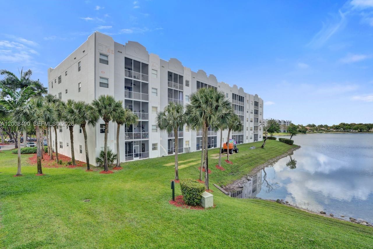 10750 NW 66th St , Unit 203, Doral, FL 33178 Photo