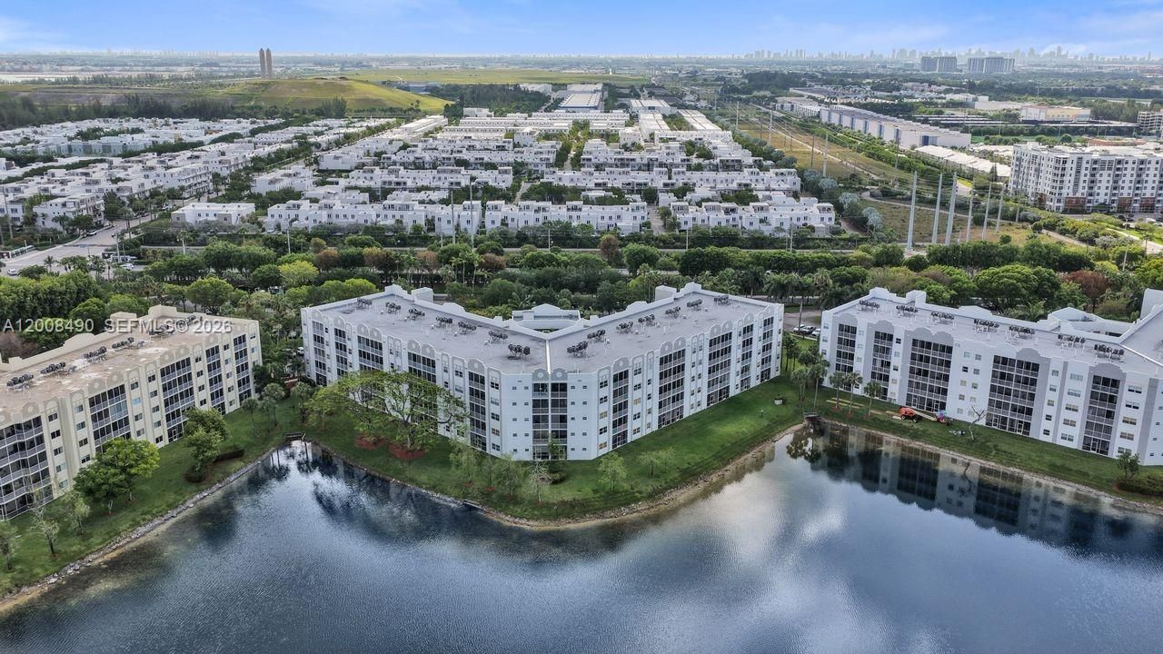 10750 NW 66th St , Unit 203, Doral, FL 33178 Photo