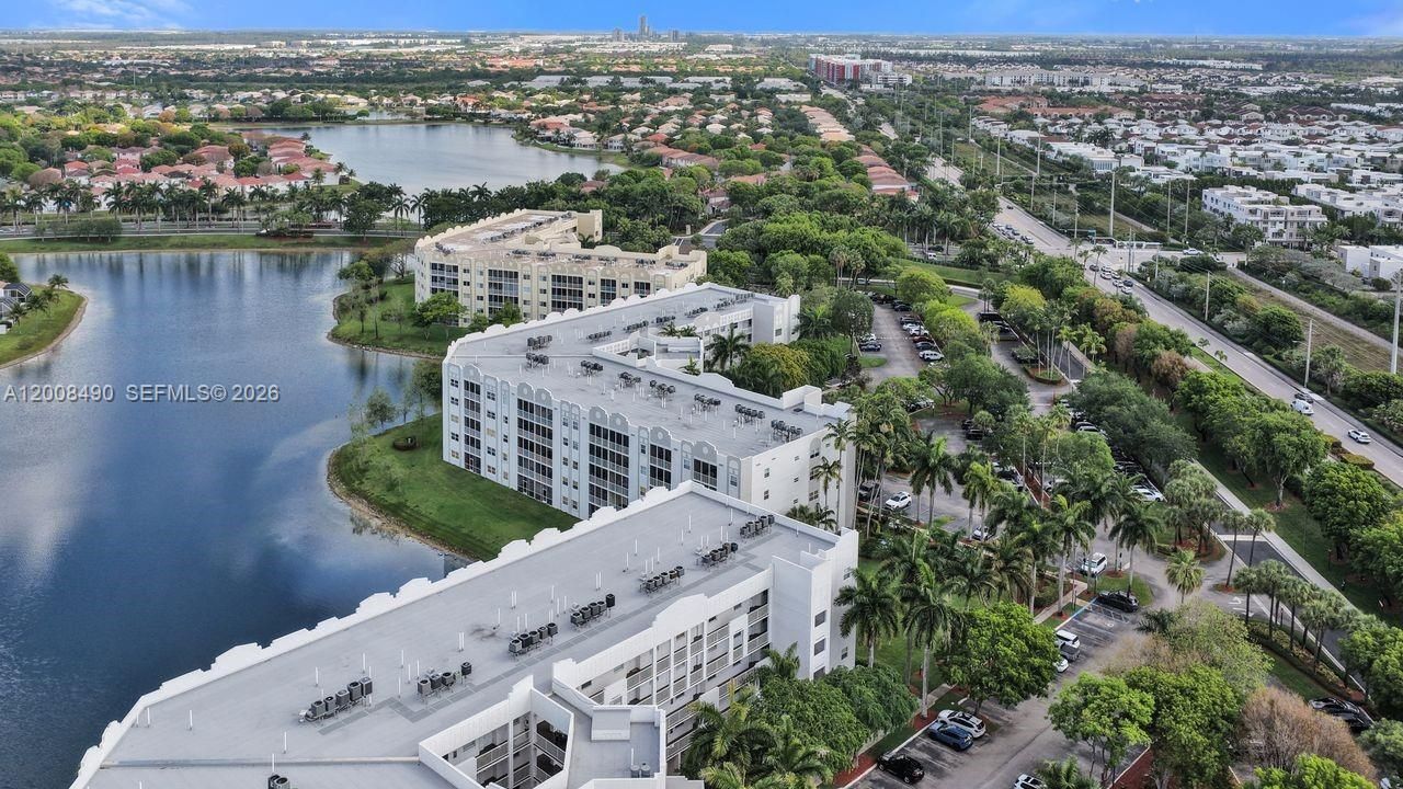10750 NW 66th St , Unit 203, Doral, FL 33178 Photo