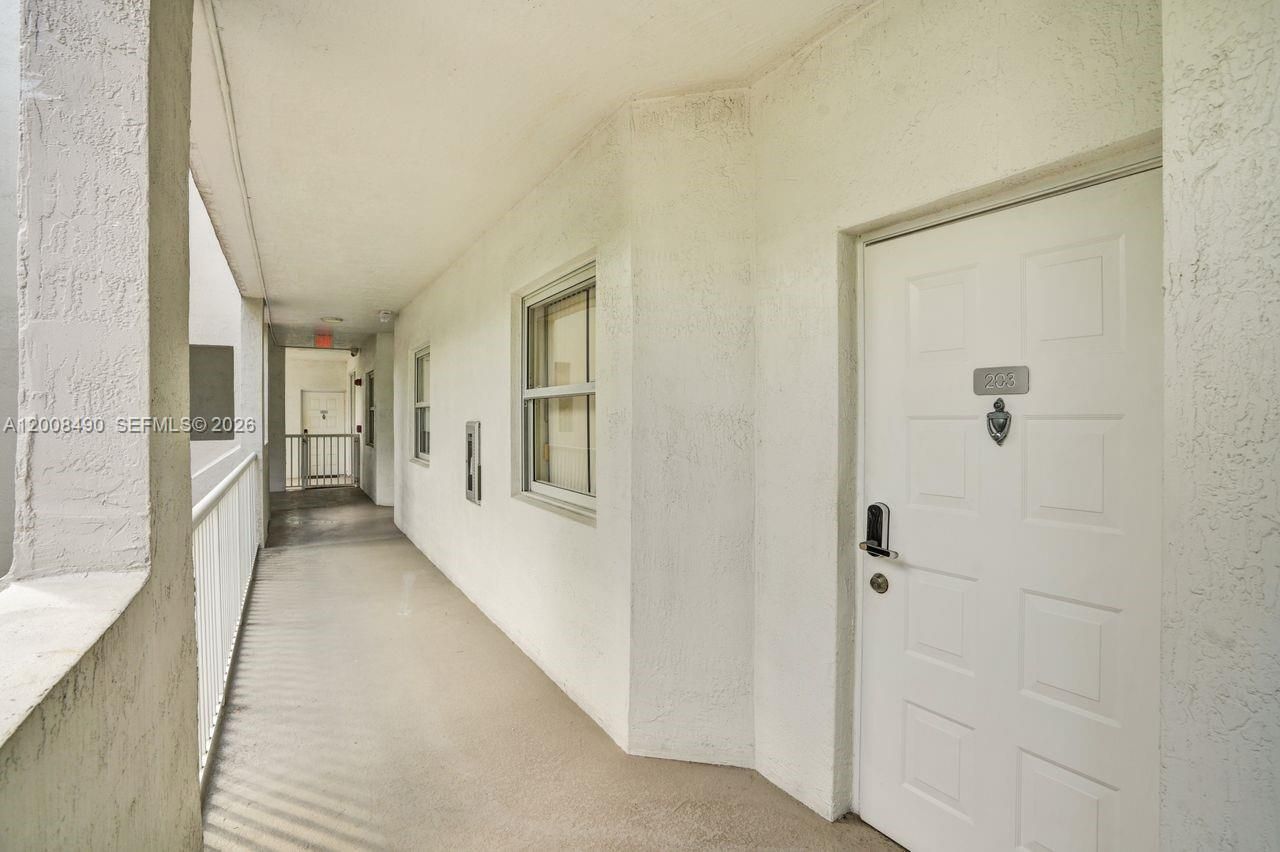 10750 NW 66th St , Unit 203, Doral, FL 33178 Photo