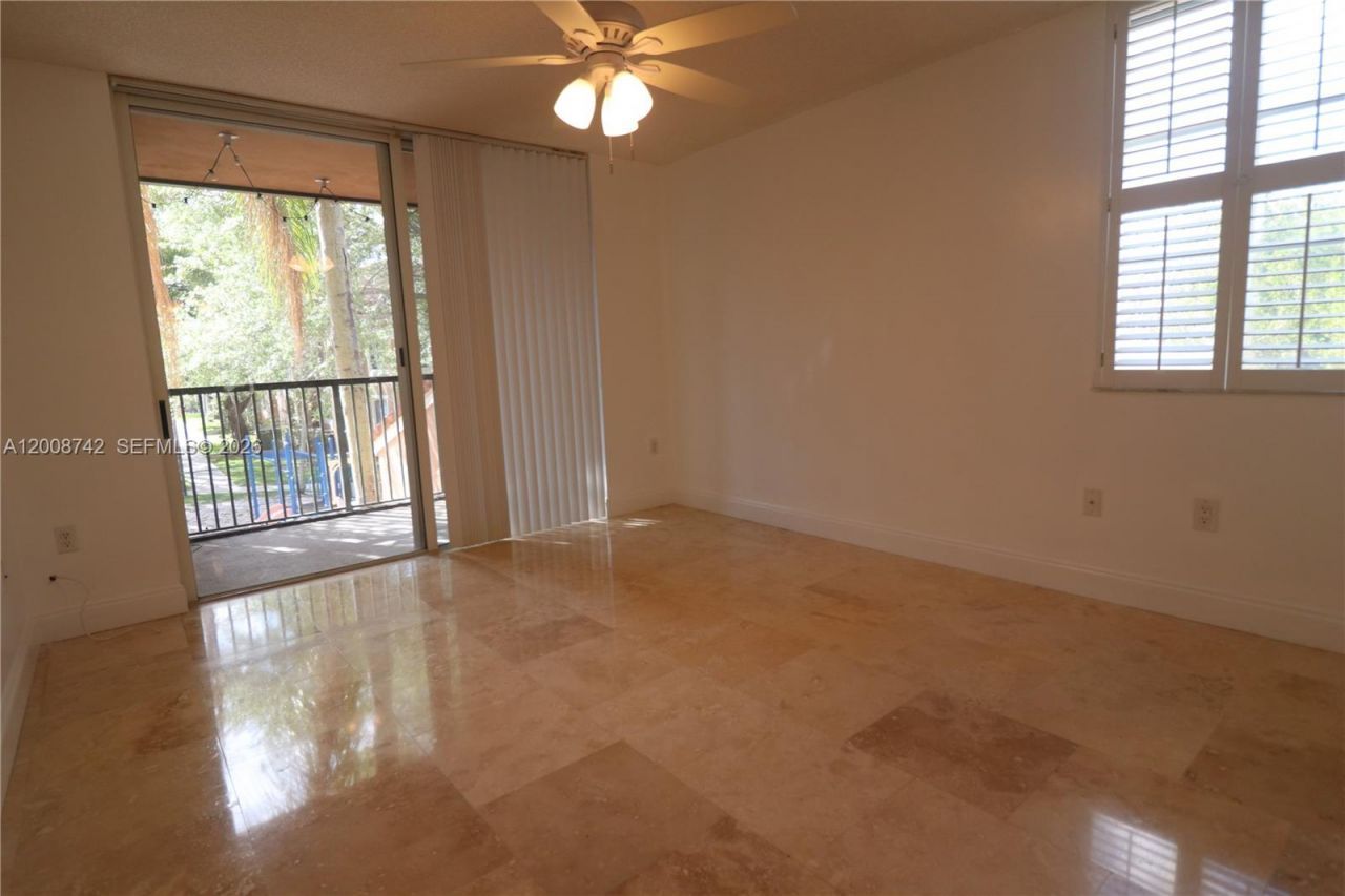 4836 N State Road 7, Unit 5207, Coconut Creek, FL 33073 Photo