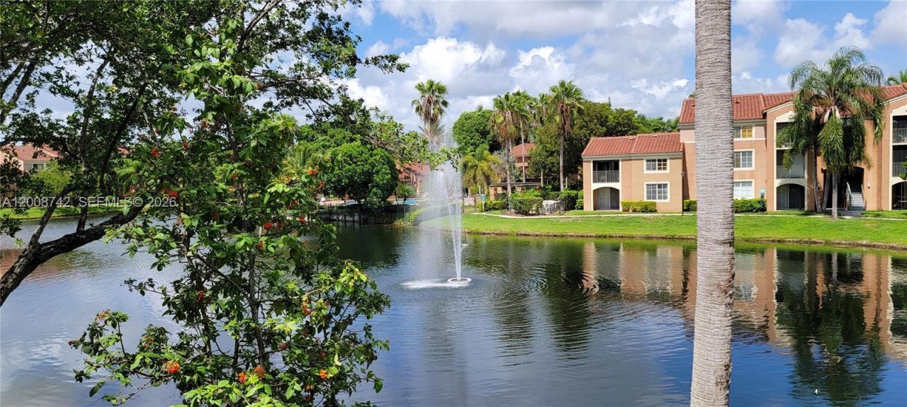 4836 N State Road 7, Unit 5207, Coconut Creek, FL 33073 Photo