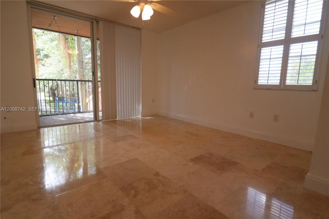 4836 N State Road 7, Unit 5207, Coconut Creek, FL 33073 Photo
