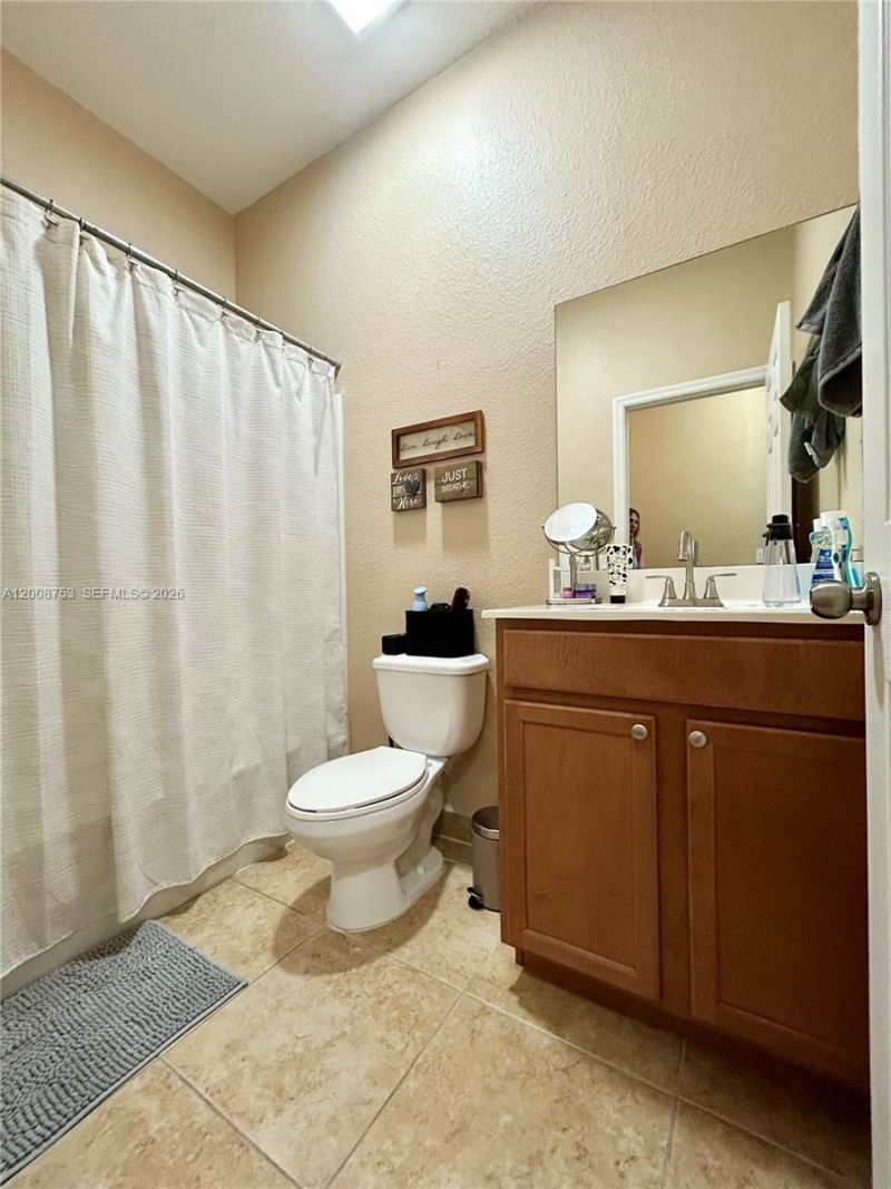 10870 NW 88th Ter , Unit 225, Doral, FL 33178 Photo