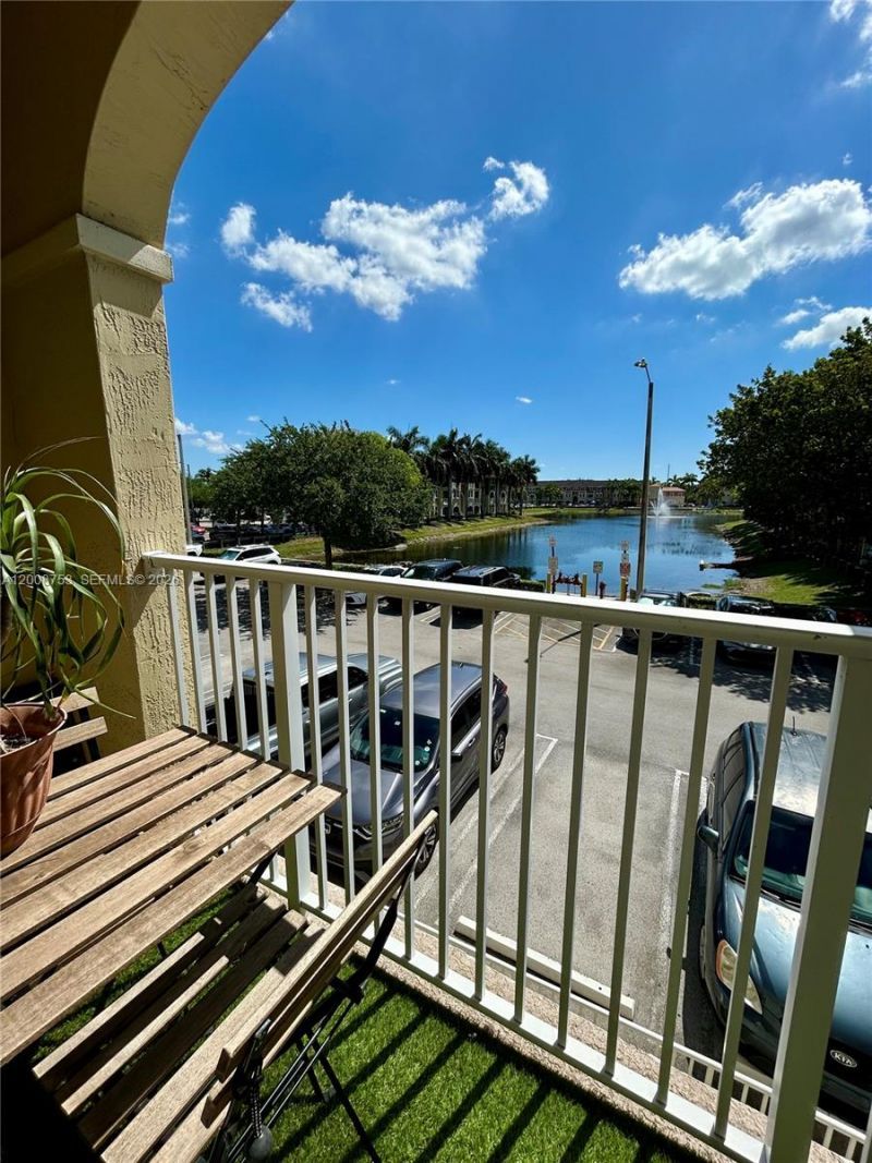 10870 NW 88th Ter , Unit 225, Doral, FL 33178 Photo