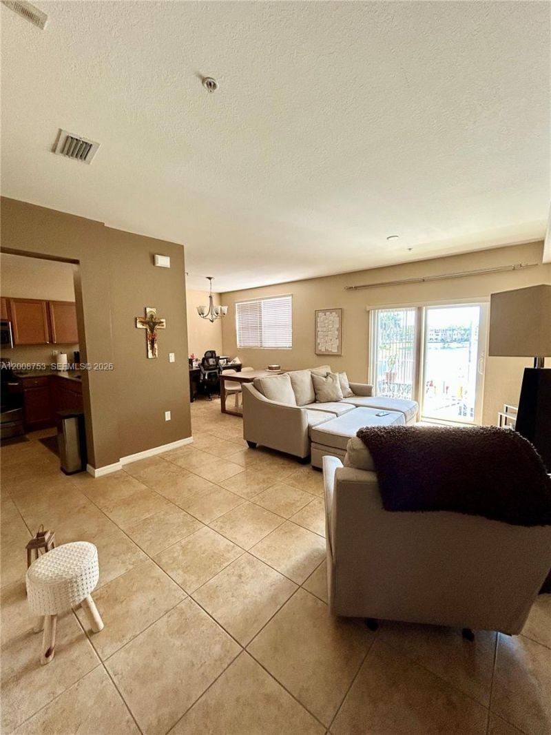 10870 NW 88th Ter , Unit 225, Doral, FL 33178 Photo
