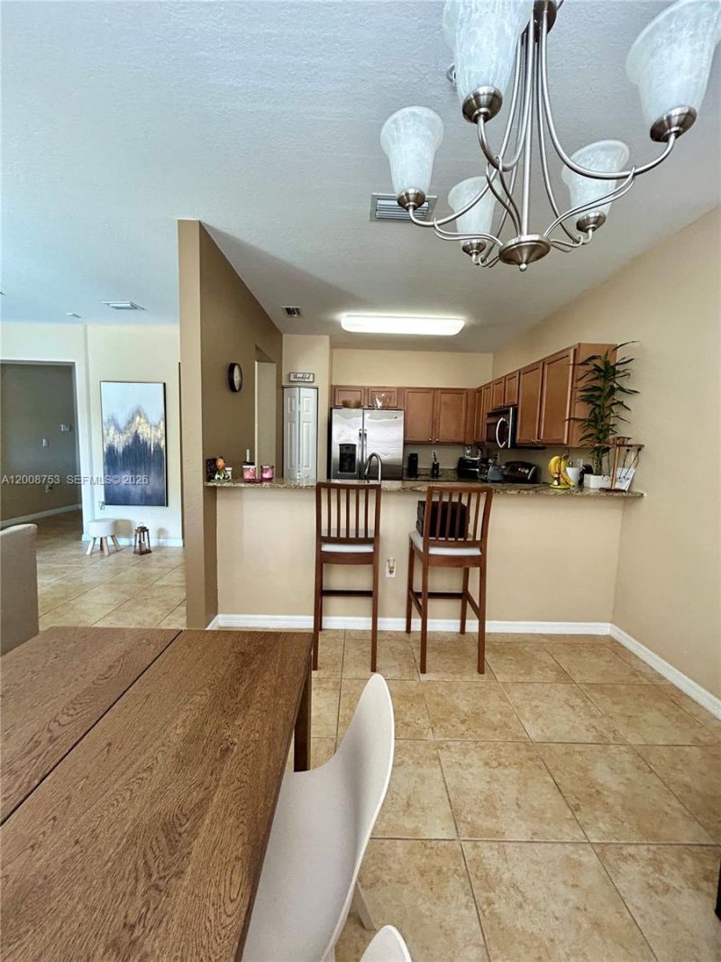 10870 NW 88th Ter , Unit 225, Doral, FL 33178 Photo