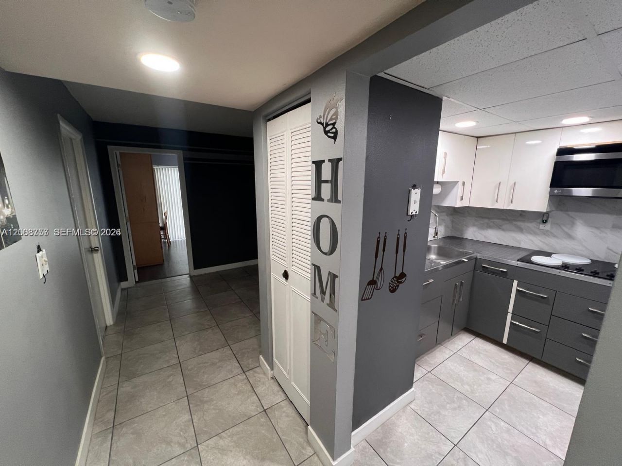 488 NW 165th St Rd , Unit B-610, Miami, FL 33169 Photo