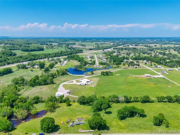 Deer Creek Road , Claremore, OK 74017