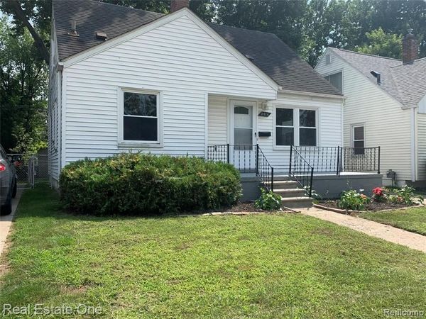 2014 BROCKTON Avenue, Royal Oak, MI 48067