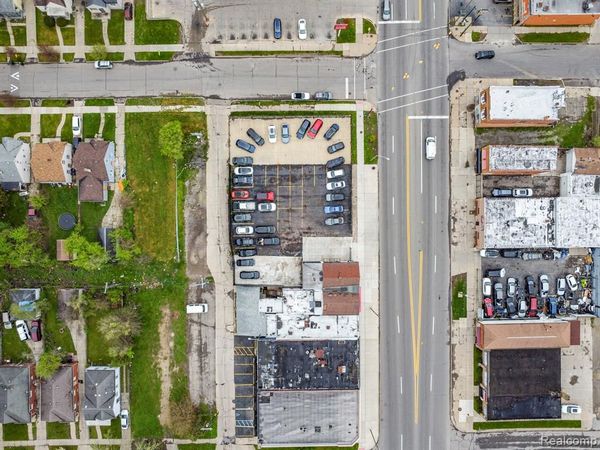 19420 W Warren Avenue , Detroit, MI 48228