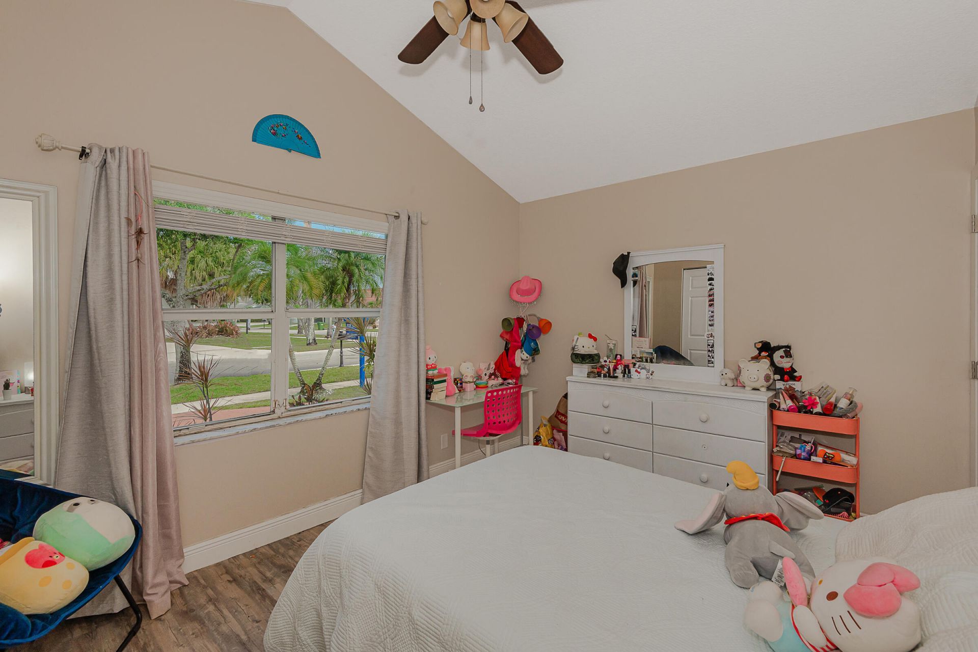 1091 NW 162nd Avenue, Pembroke Pines, FL 33028 Photo