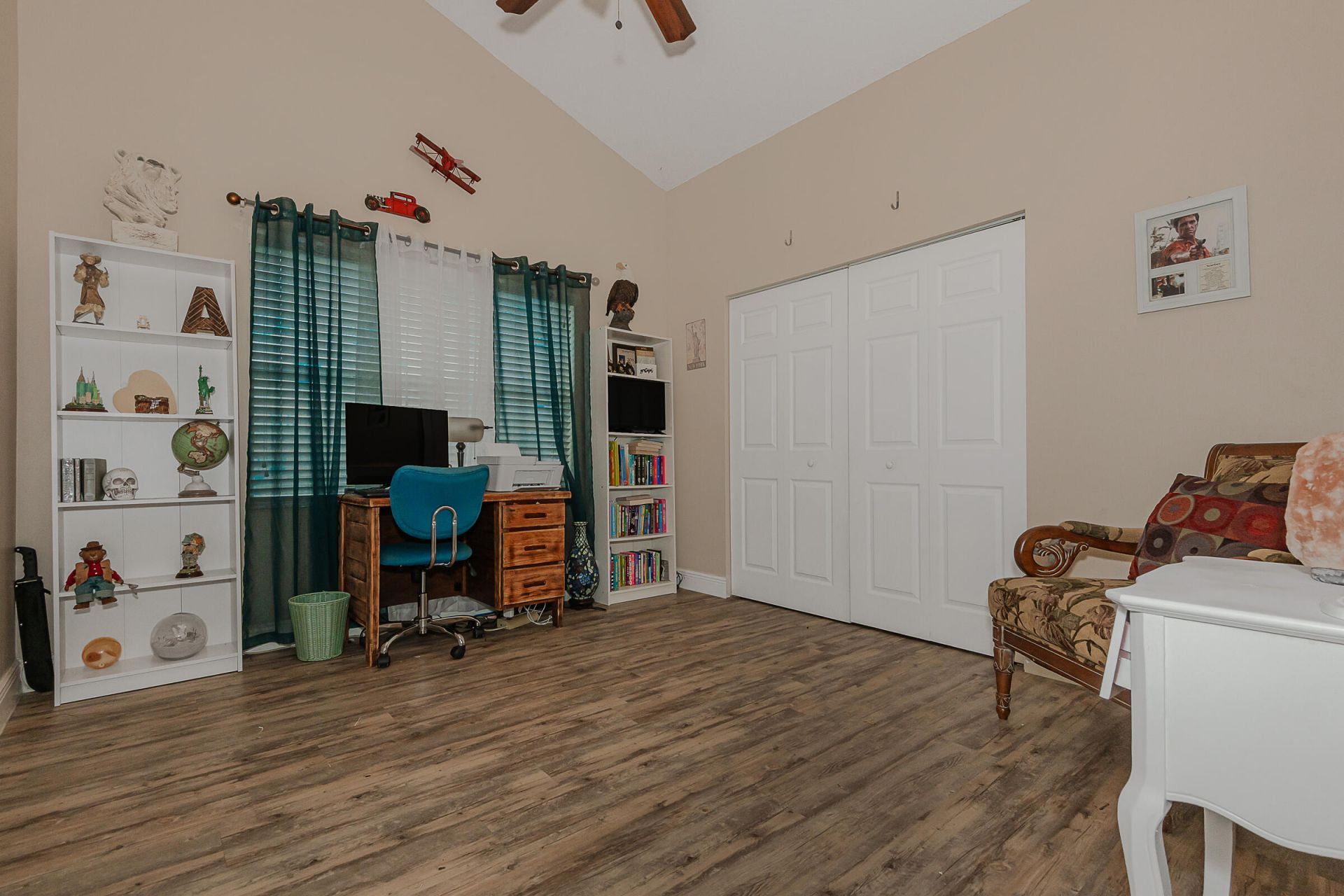 1091 NW 162nd Avenue, Pembroke Pines, FL 33028 Photo