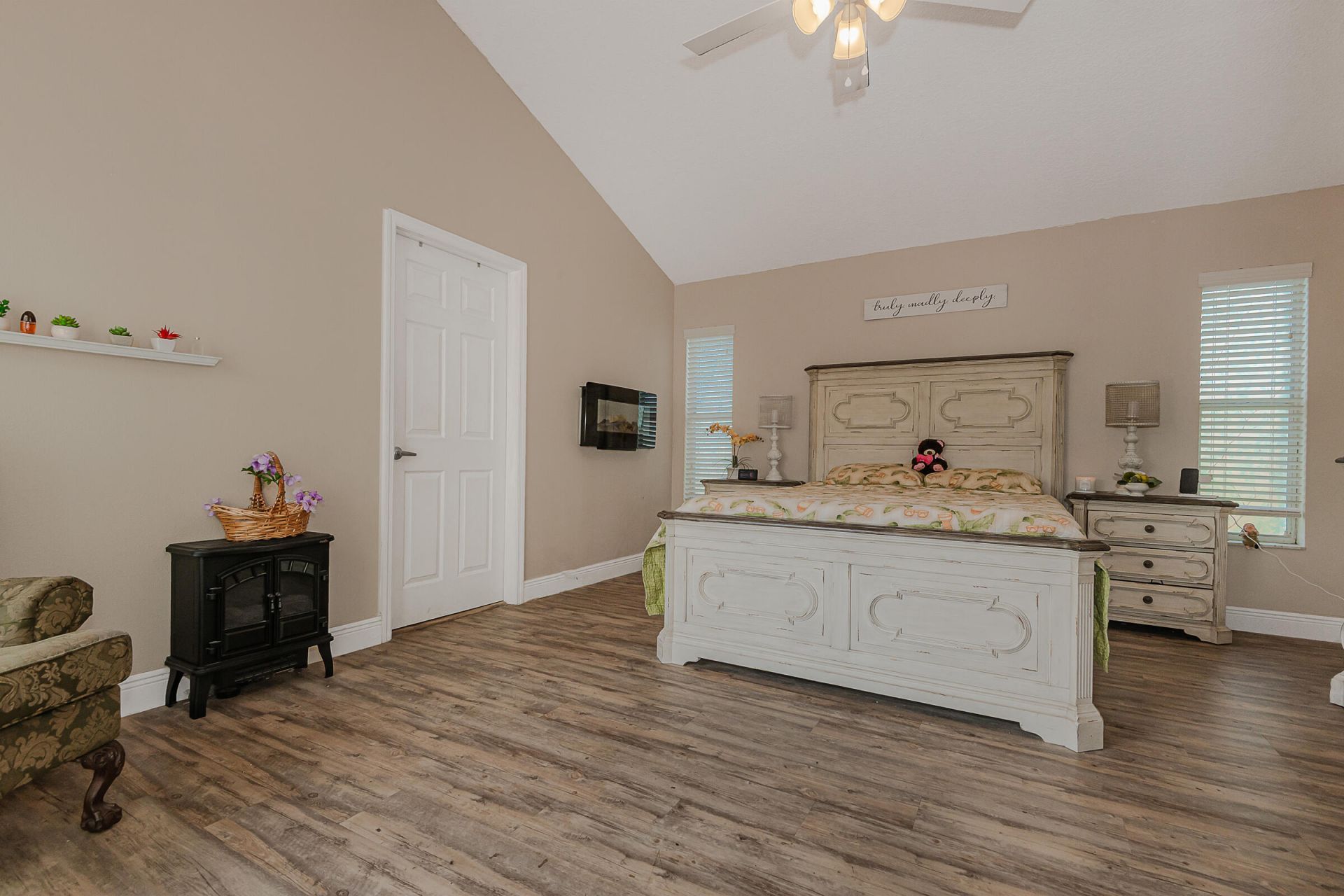 1091 NW 162nd Avenue, Pembroke Pines, FL 33028 Photo