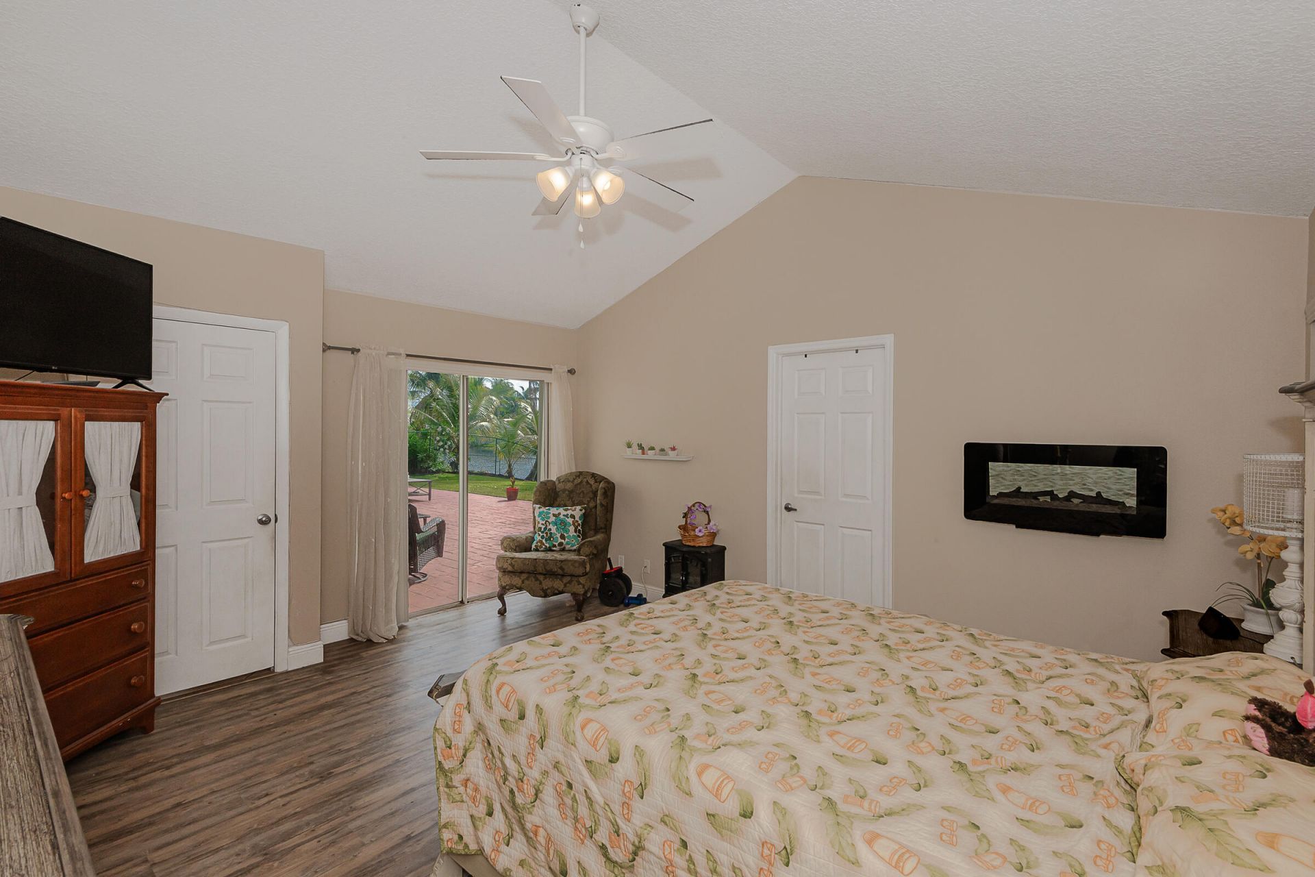 1091 NW 162nd Avenue, Pembroke Pines, FL 33028 Photo