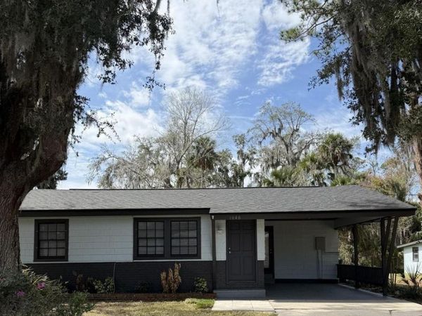 1040 B STREET , NEW SMYRNA BEACH, FL 32168