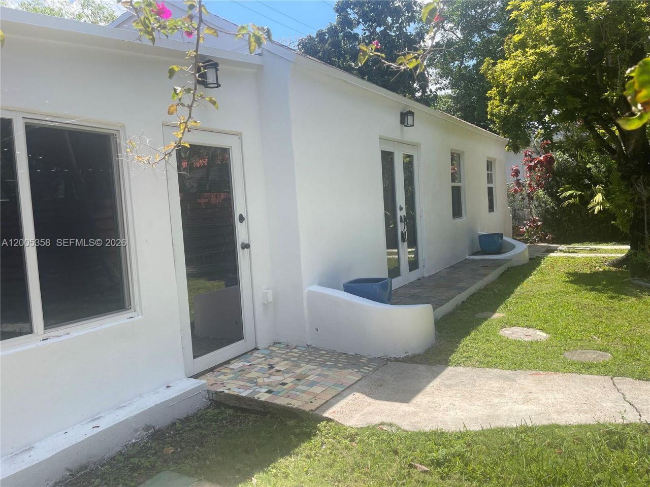 554 NE 74th St , Unit 2, Miami, FL 33138 Photo