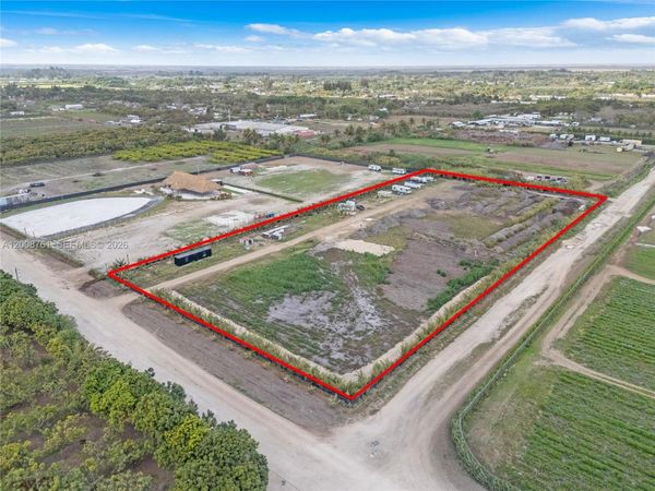 15202 SW 194th Ave , Miami, FL 33196