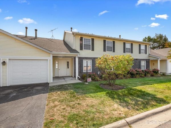 327 Newport Lane , Unit B2, Bartlett, IL 60103