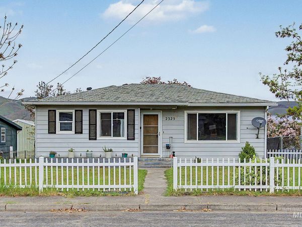 2325 8th Avenue, Lewiston, ID 83501