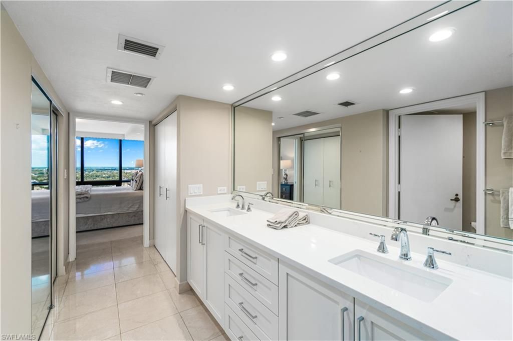 4751 Gulf Shore Blvd N, Unit PH-03, Naples, FL 34103 Photo