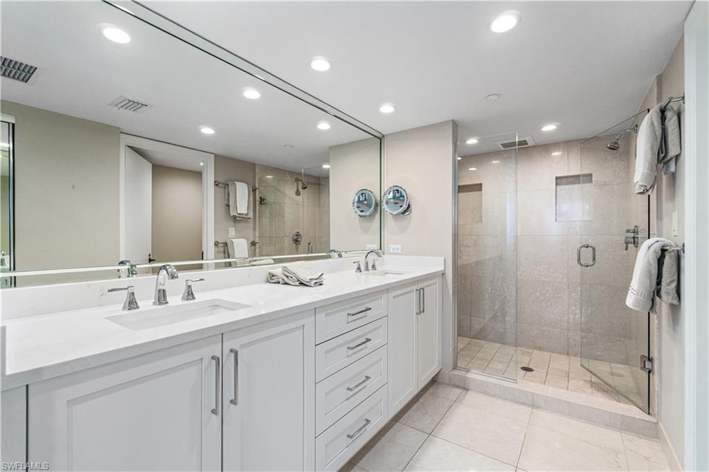 4751 Gulf Shore Blvd N, Unit PH-03, Naples, FL 34103 Photo