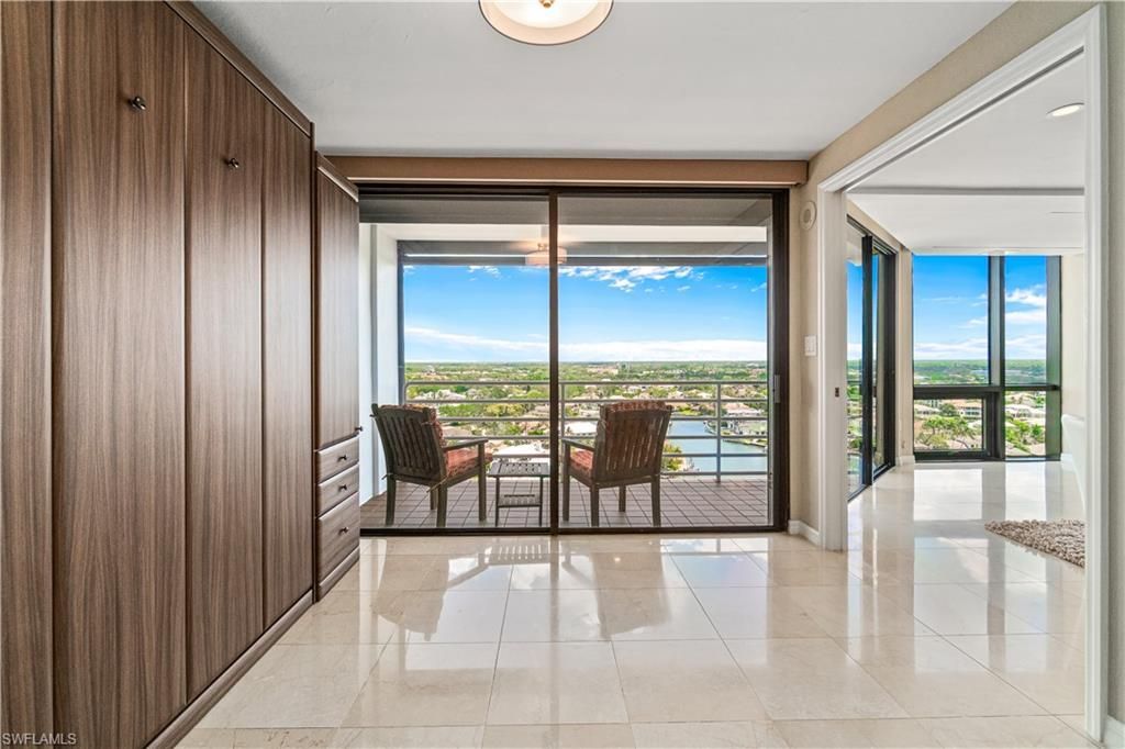4751 Gulf Shore Blvd N, Unit PH-03, Naples, FL 34103 Photo