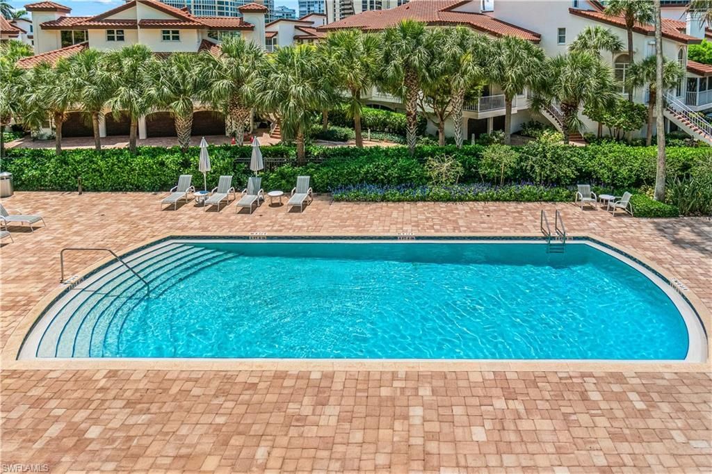 4751 Gulf Shore Blvd N, Unit PH-03, Naples, FL 34103 Photo