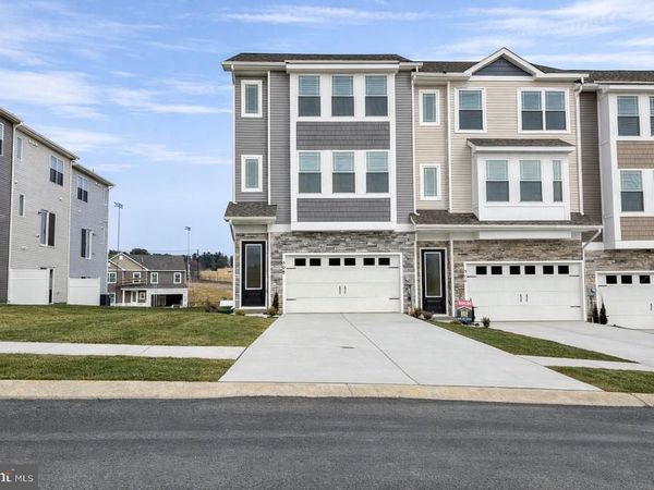 508 BARTHOLOMEW DRIVE, WAYNESBORO, PA 17268