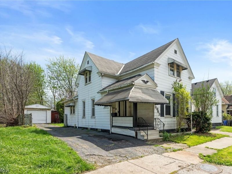 3663 E 54th Street, Cleveland, OH 44105 Photo 2