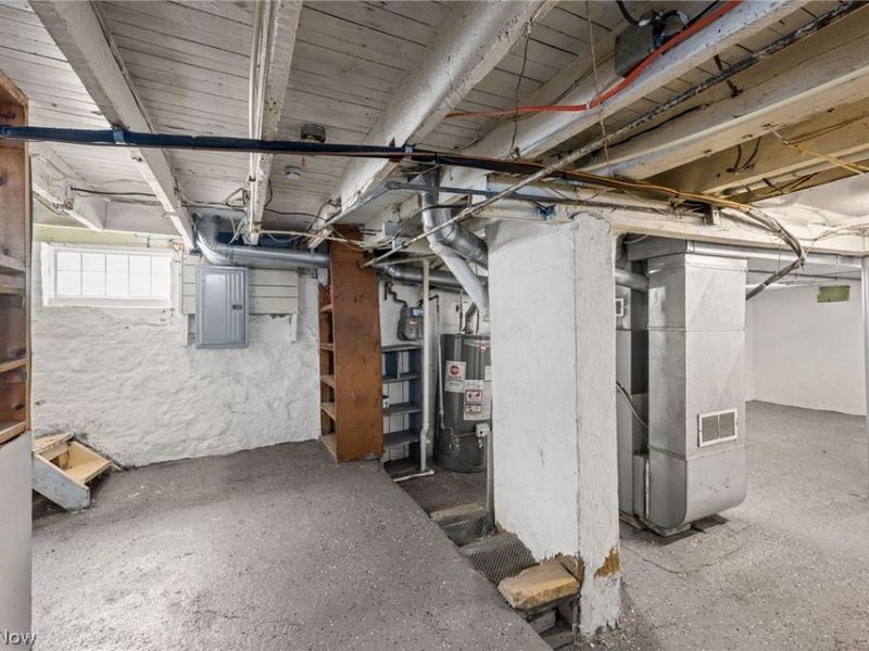 3663 E 54th Street, Cleveland, OH 44105 Photo 24